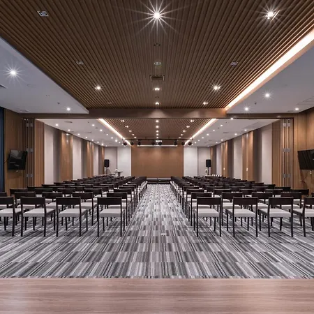 Mandarin Eastville, - Sha Extra
