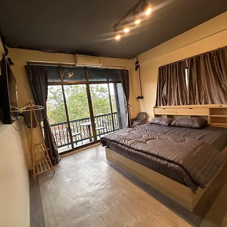 Hostel Friends Station & Cafe Pattaya