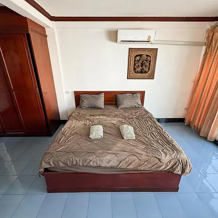 Hotel Green Hotel 3*