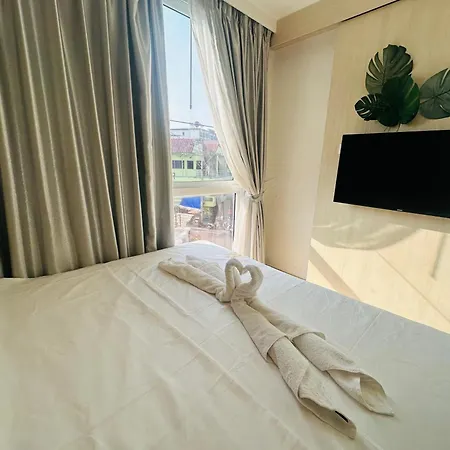 Center Luxurious Garden 2 Apartment Pattaya