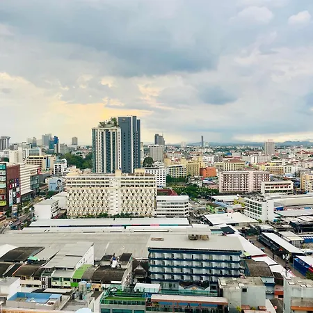 The Base 1098 By Numam * Pattaya