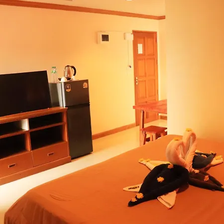Rouge Service Apartments, Soi Buakhao โรงแรม