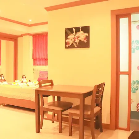 โรงแรม Rouge Service Apartments, Soi Buakhao Pattaya