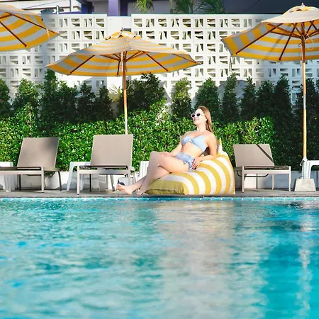 Fourium And Serviced โรงแรม Pattaya