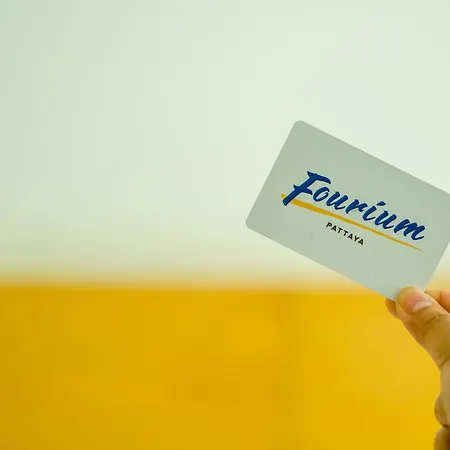 โรงแรม Fourium And Serviced 3*