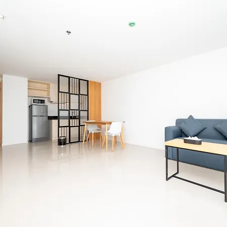 Fourium And Serviced โรงแรม