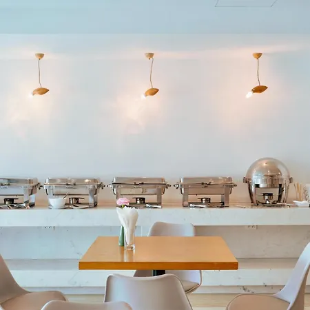 Fourium And Serviced โรงแรม
