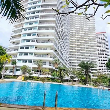 View Talay 7 - Luxury Beachfront & Panoramic Sea View Pattaya