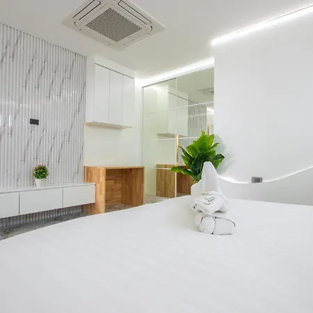 Apartment View Talay 7 - Luxury Beachfront & Panoramic Sea View Pattaya