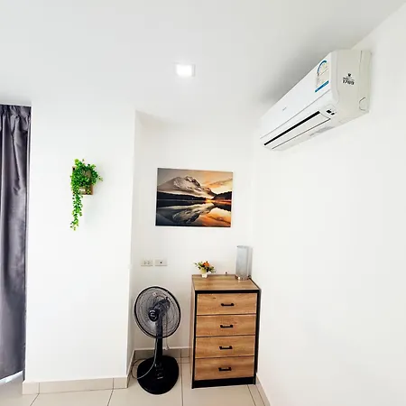 Modern 2br Rooftop Swimming Pool Pratumnak *