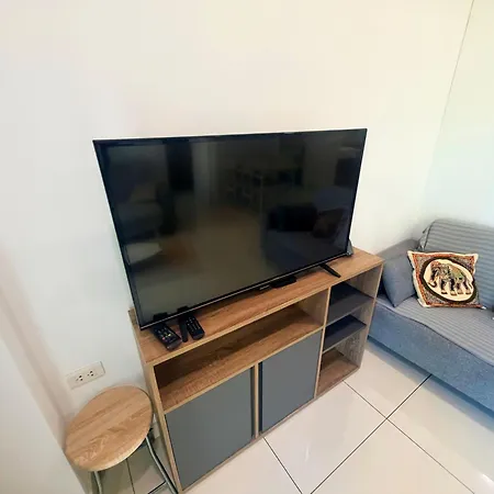 Cozy 2br Rooftop Swimming Pool Pratumnak Pattaya