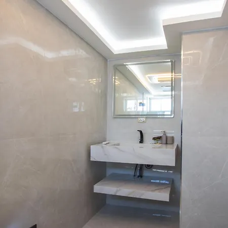 View Talay 7 - Luxury Beachfront & Panoramic Sea View