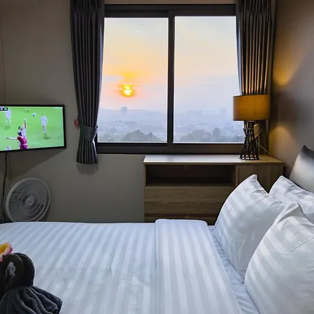 Skyline Serenity By Mountain Park Apartment *
