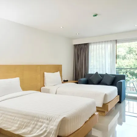 Fourium And Serviced โรงแรม 3*