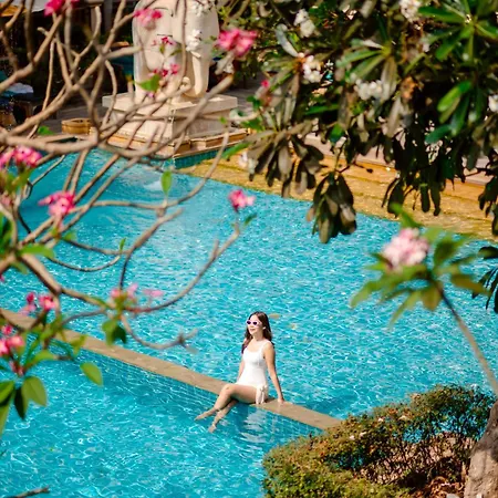 Avalon รีสอร์ท 5*