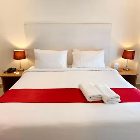 Hotel Zing &