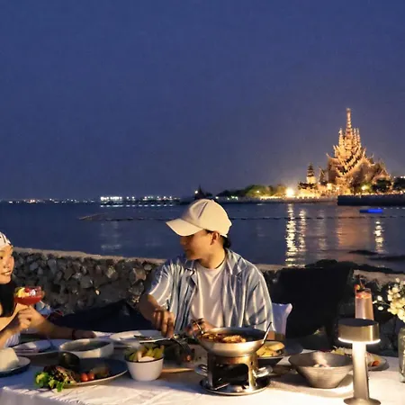 Golden Tulip Beachfront Hotel Pattaya