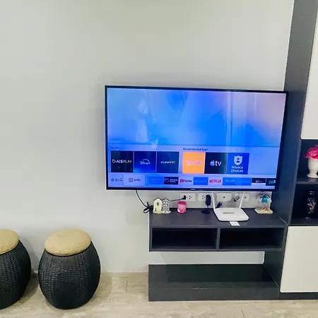 Apartment The Base 2 Bed 2 Bath By Pupu