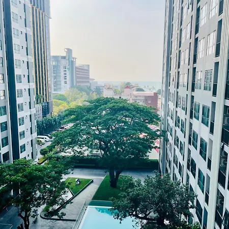 The Base 2 Bed 2 Bath By Pupu Apartment *
