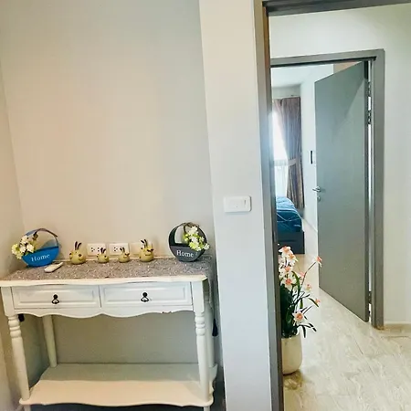 The Base 2 Bed 2 Bath By Pupu Apartment *