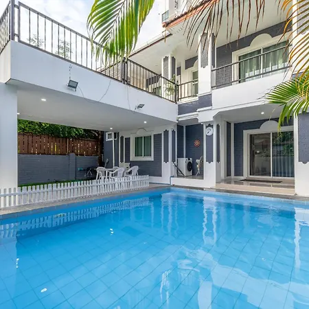 Luxury 5 Bedrooms Pool With Terrace Pattaya