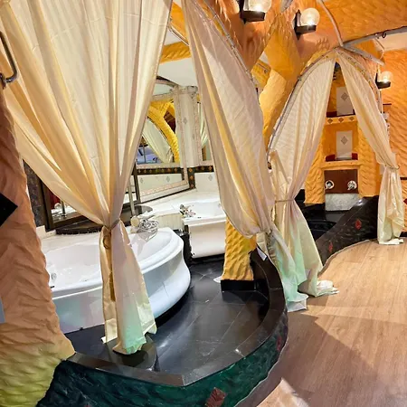 Penthouse Hotel