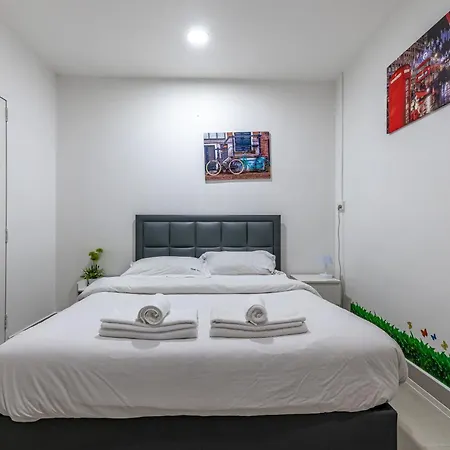 Luxury 5 Bedrooms Pool With Terrace วิลล่า Pattaya
