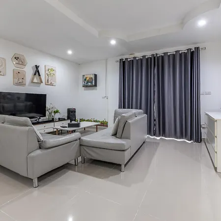 Luxury 5 Bedrooms Pool With Terrace * Pattaya