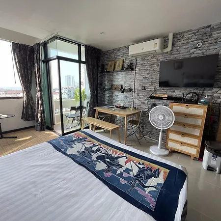 Apartment Furnished Near The
