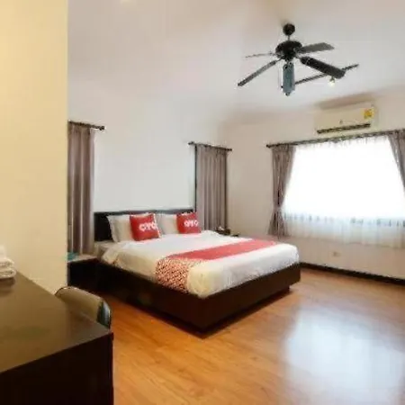 Oyo 520 Cantina โรงแรม 2*