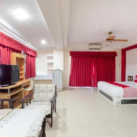 Oyo 75381 Billabong Hotel
