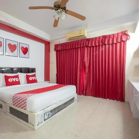 Oyo 75381 Billabong Hotel *