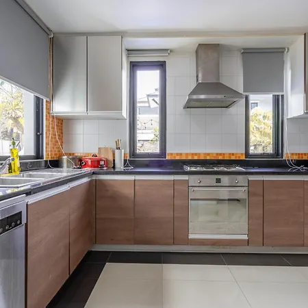Thai Luxury 3bedroom Pool Near Hollywood Pattaya