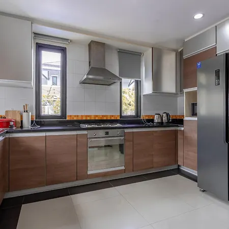 Thai Luxury 3bedroom Pool Near Hollywood วิลล่า *
