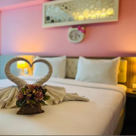 Kann Hotel 4*