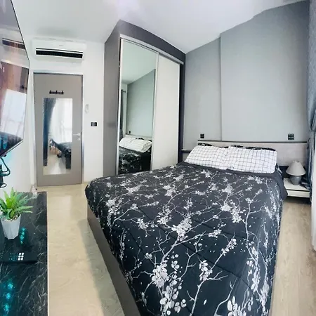 Apartment Base Perfect Spot Seaview 23 Floor Pattaya