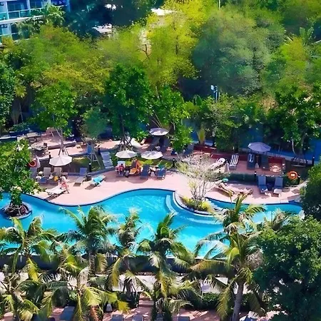 Unixx Sea View Walking Street 5 Min Pool & Gym Apartment