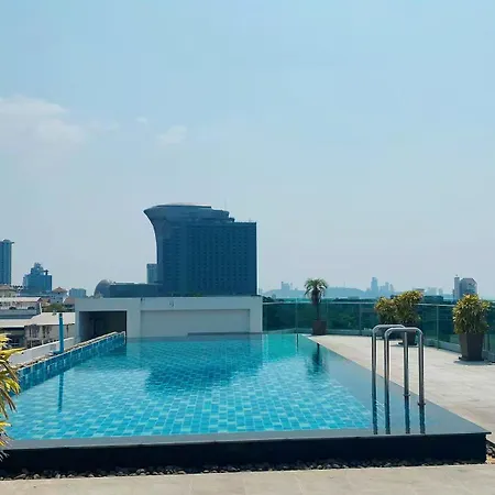 Hotel Holi Pty 3*