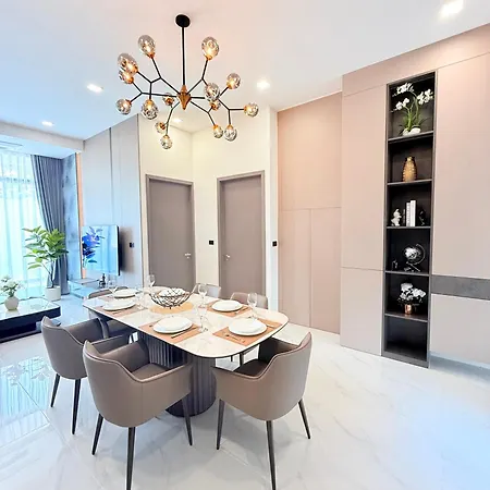 La Richie - Luxury Townhouse In A Comfortable Area Villa Pattaya