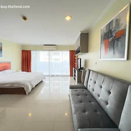 Large Pool-view With Balcony - Tw Platinum Suites, Jomtien Holiday home