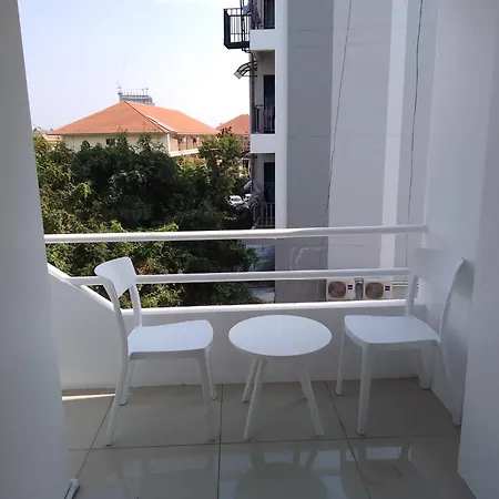 Aparthotel Illusion & Club Pattaya