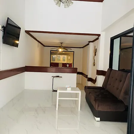 Villa Tnวินล่า *