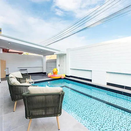 Villa Lagoon Breeze 4br Pool Near Walking Street Pattaya
