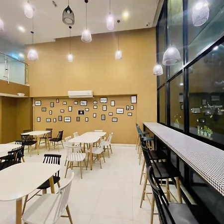 Aparthotel Therizinpattaya *