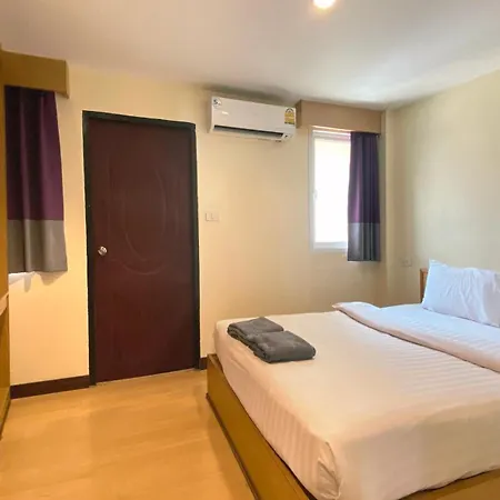 Sea Place Soi 7 Inn Pattaya