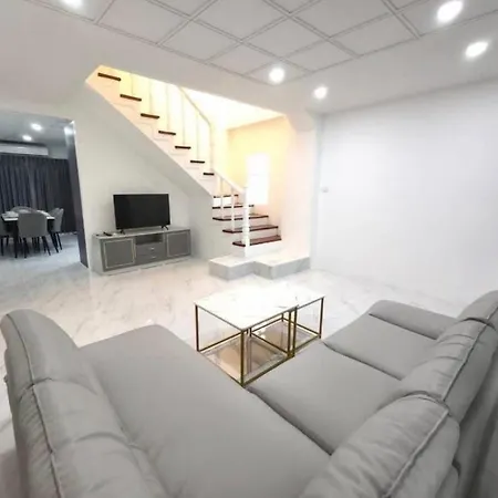 Villa Corrib Village Phratamnak Cozy 4 Bdr Pool *