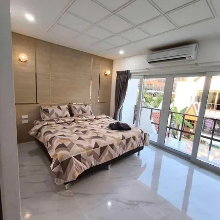 Corrib Village Phratamnak Prime Location 4bdr Villa,pool Villa Pattaya