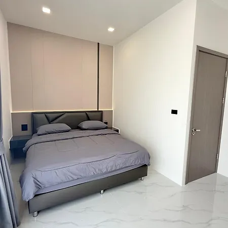 La Richie - Luxury Townhouse In A Comfortable Area Villa