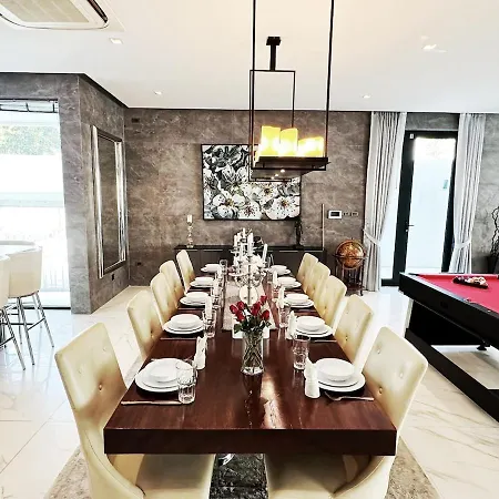 Villa 1600m Nearly Walkstreet Elevator Pattaya