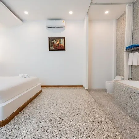 Location 5br Pool Downtown Villa